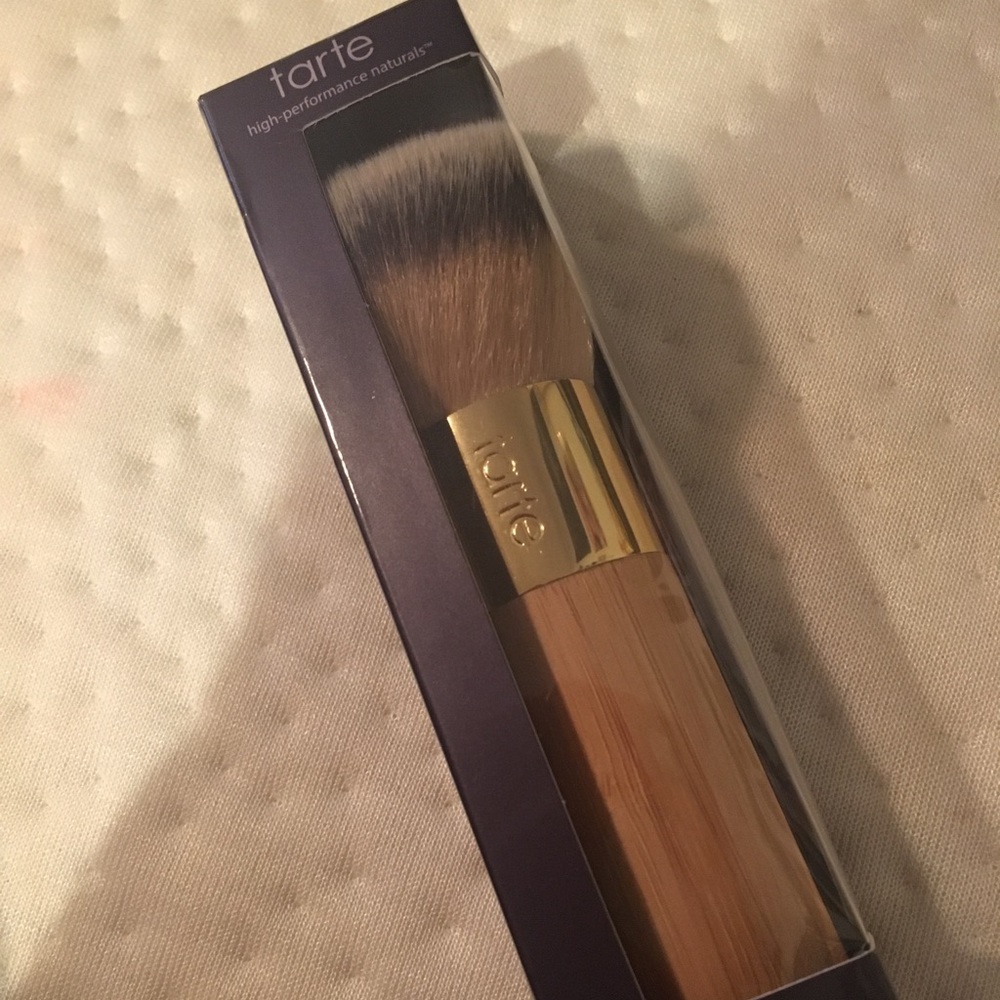 Tarte Airbrush Finish Bamboo Foundation Brush NEW